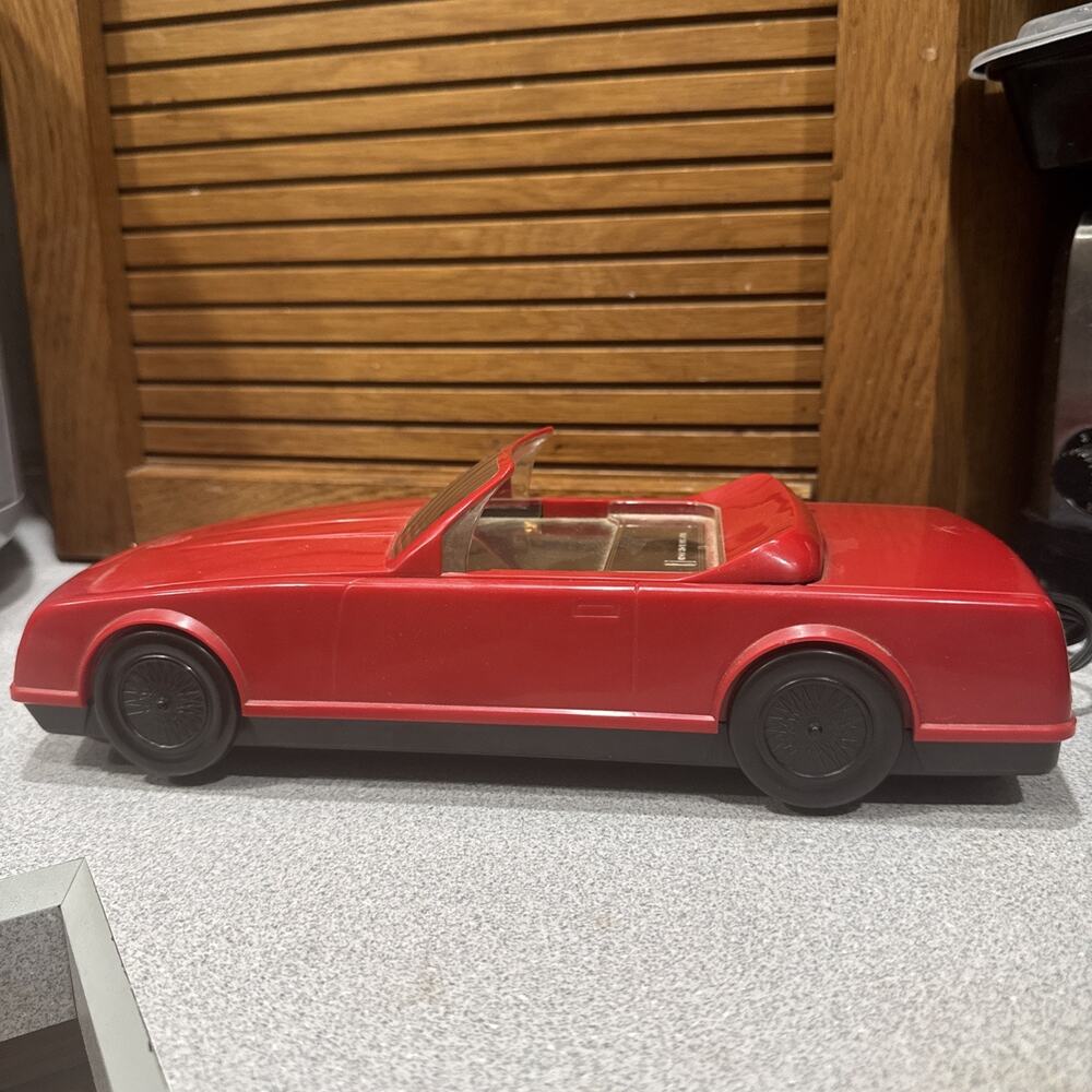 RARE RED SPORTS CAR KINYO VHS VIDEO CASSETTE REWINDER - Picture 4 of 9